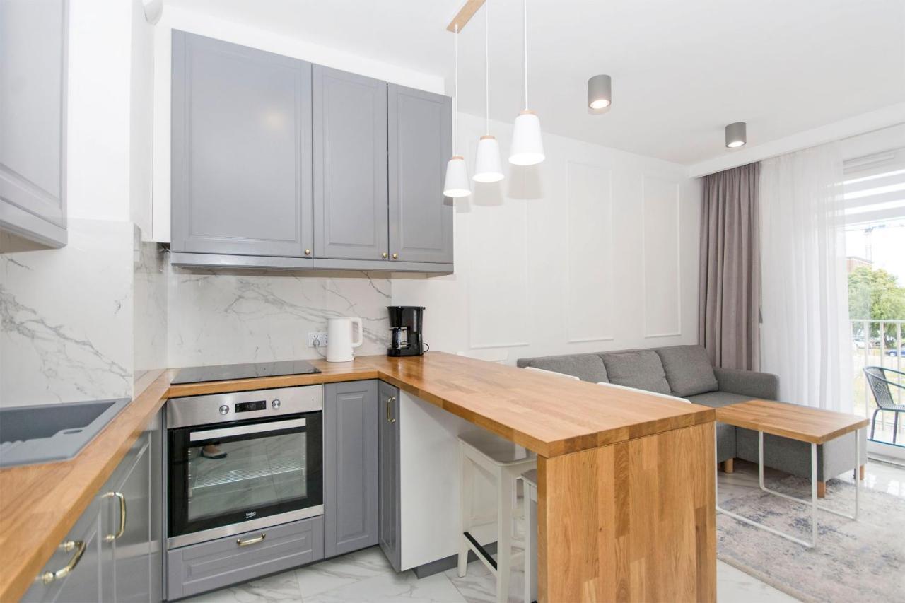 City Center - Walowa I Popieluszki By Apartmore Gdańsk Kültér fotó