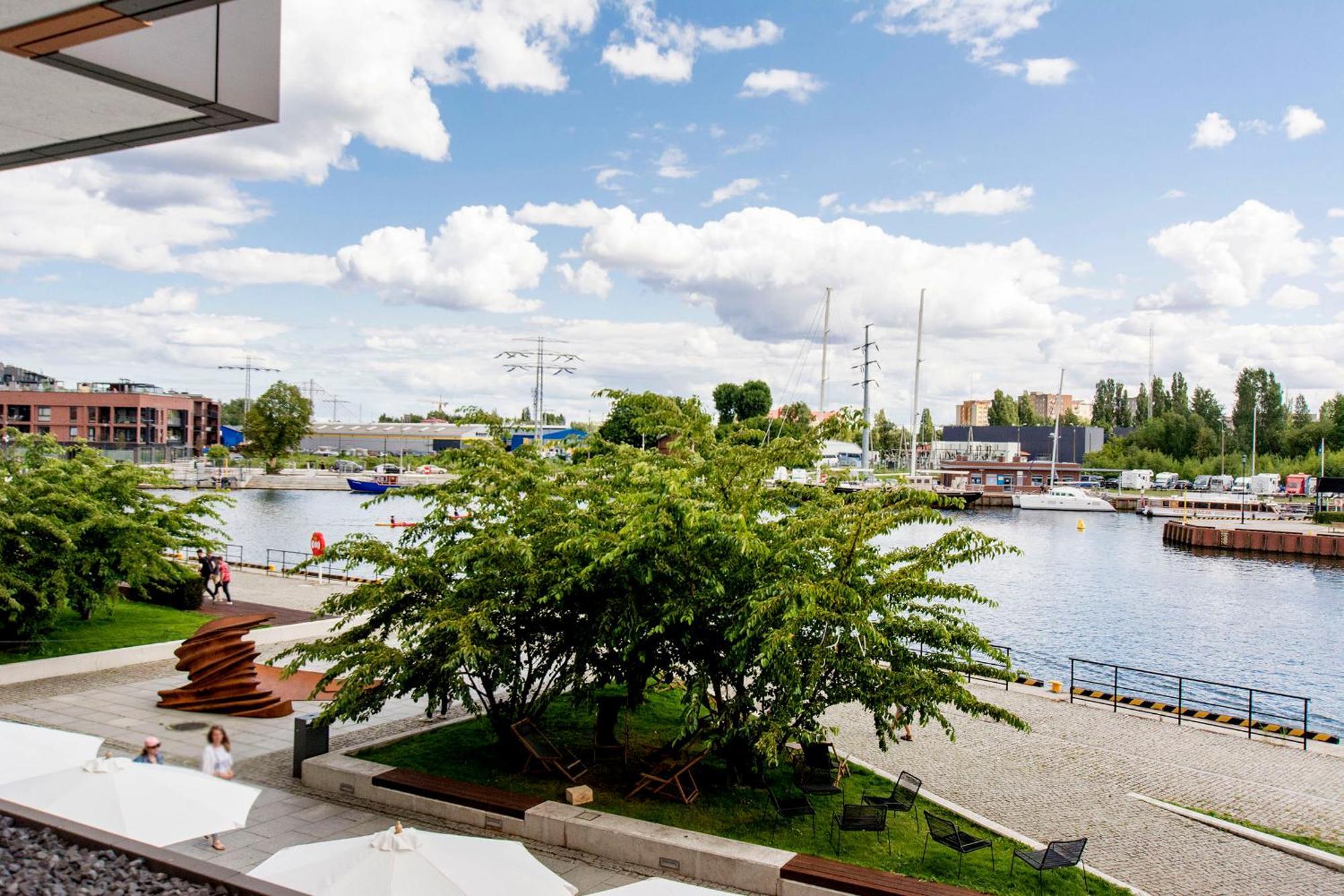 City Center - Walowa I Popieluszki By Apartmore Gdańsk Kültér fotó